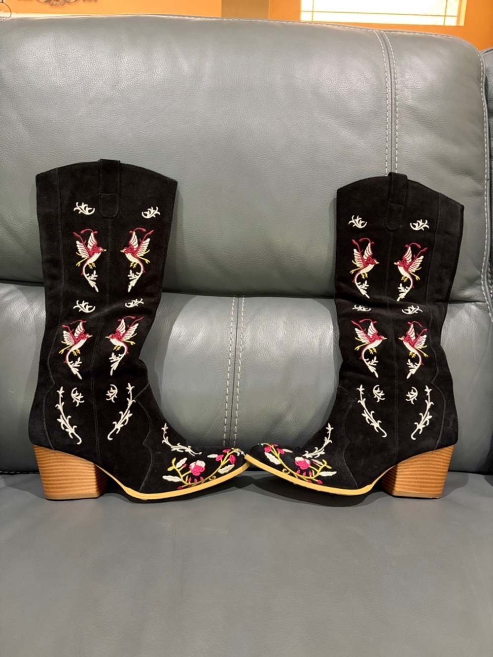 Black Leather/Suede Western Boots with Pink & White Embroidery